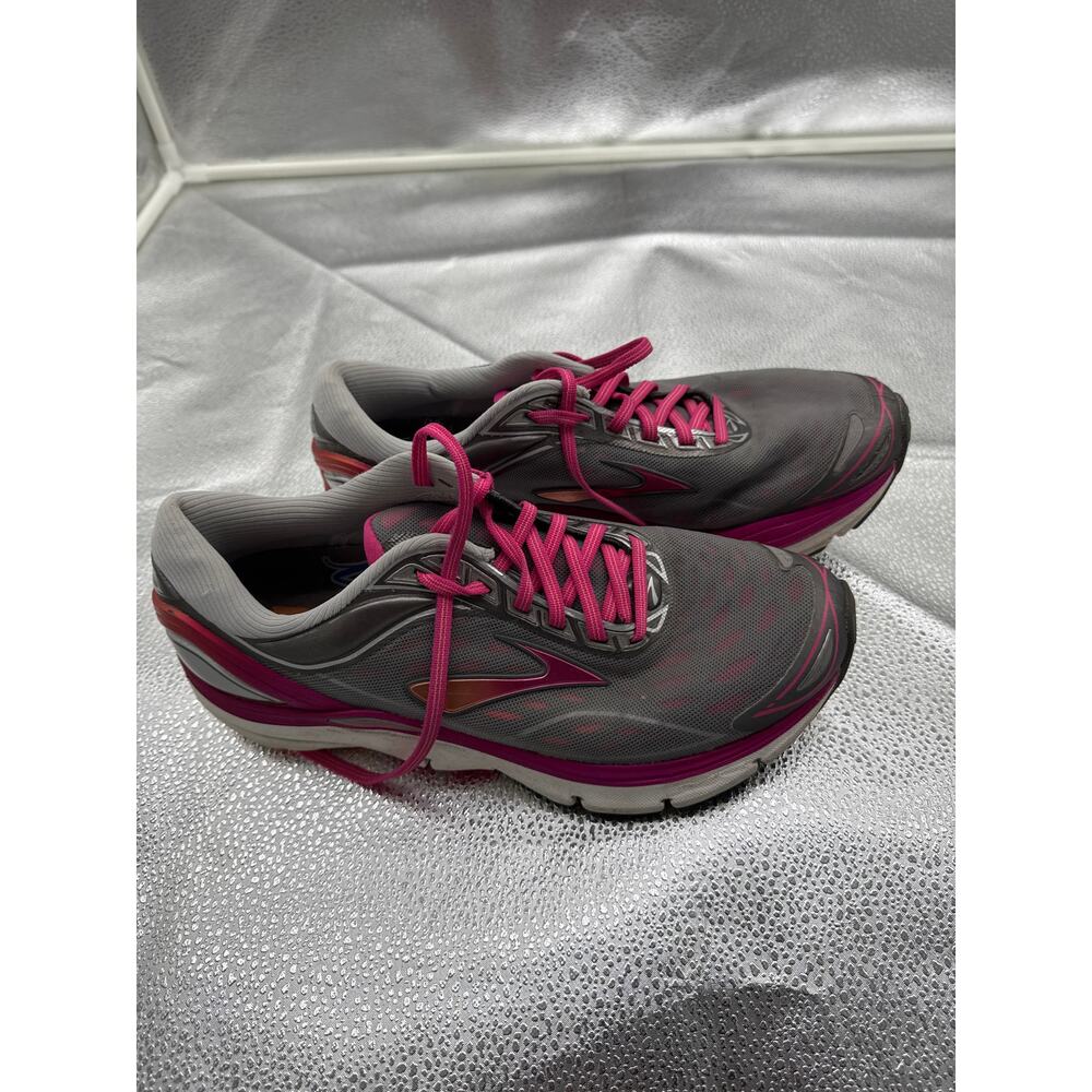 BROOKS Transcend 3‎ Women's 1202091B149 Pink/Gray Athletic Running Shoes Size 9